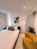 Peravi Suites at the Signature