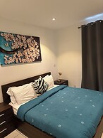Peravi Suites at the Signature