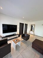 Peravi Suites at the Signature