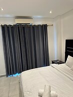 Peravi Suites at the Signature
