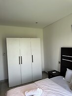 Peravi Suites at the Signature