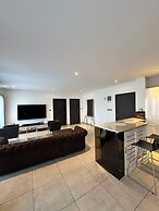 Peravi Suites at the Signature