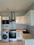Peravi Suites at the Signature
