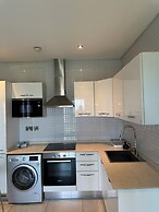 Peravi Suites at the Signature
