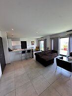 Peravi Suites at the Signature