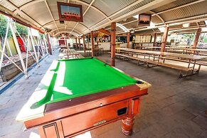 Outback Lodge