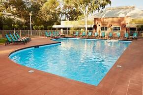 Outback Lodge