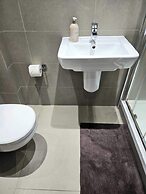 Heathrow Haven London-luxury Apartment-2nd Floor