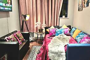 Heathrow Haven London-luxury Apartment-2nd Floor