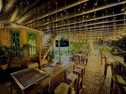 My Stay 1 Le Van Tam