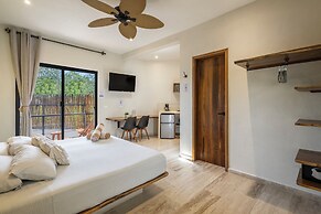 Casa Wayra Tulum - Boutique Condos