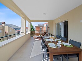 Apartments Villa Salvia Adriatica Grebaštica