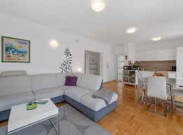 Apartments Villa Salvia Adriatica Grebaštica