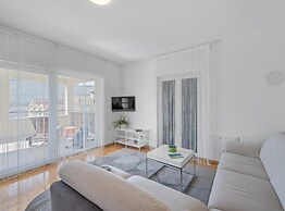 Apartments Villa Salvia Adriatica Grebaštica