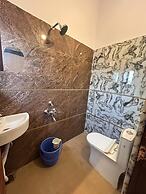 Hotel Lush by Ravindra