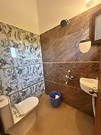 Hotel Lush by Ravindra