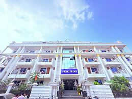 Hotel Park Prime with Swimming Pool