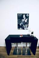 Cozy 2BR Apartment Near Augarten