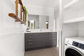 Tin & Timber by Charlesworth