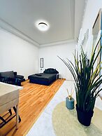 Central 1BR Apartment Near Augarten