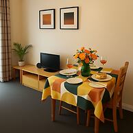 Newly Decorated Studio Apartment -city Centre- Sleeps 2