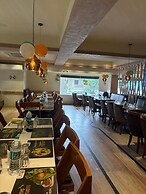 Ceylon Bake House Woodland Junction