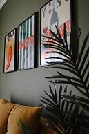 Citylight Apartment by Corfuescapes