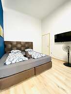 Cozy 1BR Apartment Near Danube River