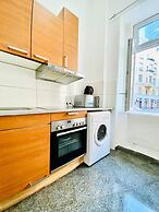 Cozy 1BR Apartment Near Danube River