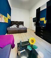 Cozy 1BR Apartment Near Danube River