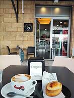 WHITEHOUSE LECCE