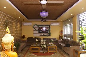 Royal Chetan Inn
