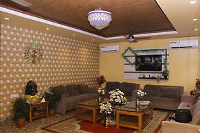 Royal Chetan Inn