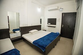 Sri Residency