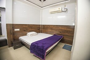 Sri Residency