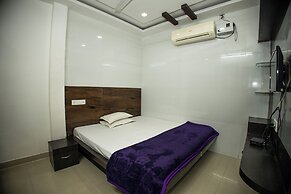 Sri Residency