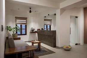 Delhi House
