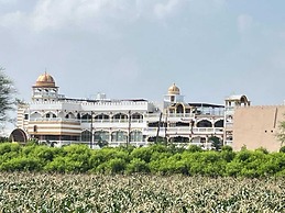 Hotel Karishma Palace Badnawar