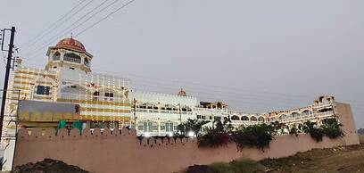 Hotel Karishma Palace Badnawar