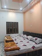 Lakshman Guest House