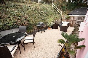 Rose Cottage - 2 Bedroom Cottage - Penally