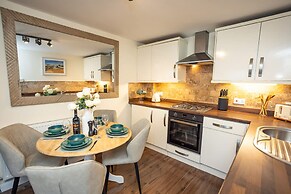 Rose Cottage - 2 Bedroom Cottage - Penally