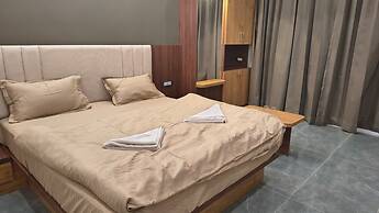 Shree Vallabh Resort