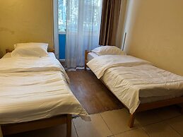 Lucky Hostel