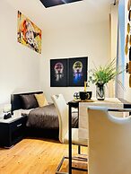 Bright Studio Stay Apt Near Rathausplatz
