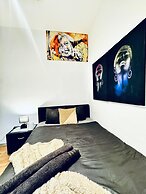 Bright Studio Stay Apt Near Rathausplatz