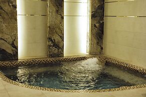 Kangurt Grand Hotel
