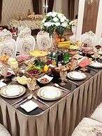 Kangurt Grand Hotel