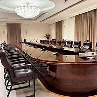 Kangurt Grand Hotel