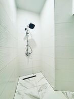 Comfortable 3BR Stay Kaufpark Area